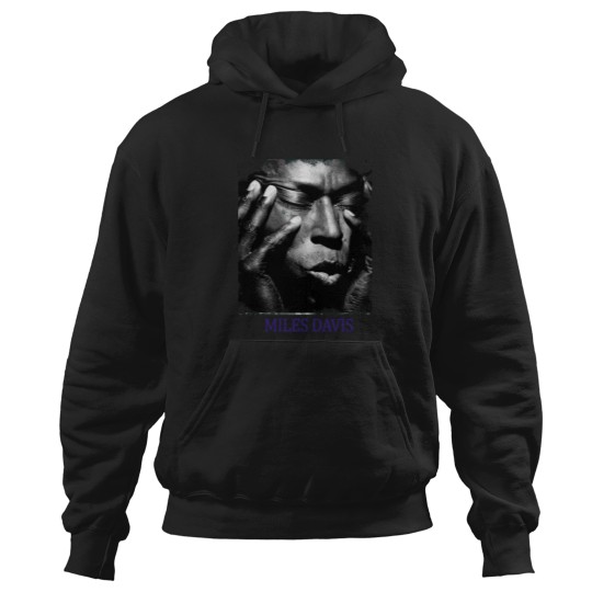 Discover Miles Davis (1)Miles Davis (1) Hoodies