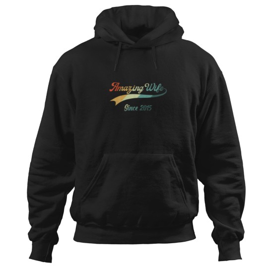 Discover 7Th Wedding Aniversary Gift For Her Amazing Wife S Hoodies
