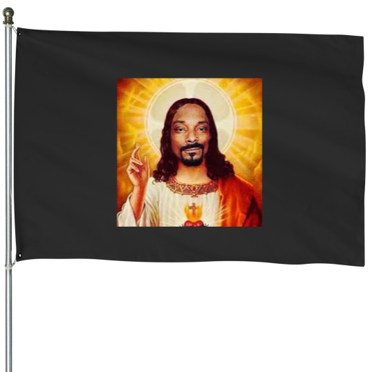 Discover Snoop Dogg goes jesus House Flags
