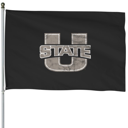 Discover utah state university aggies distressed primary sweat House Flags