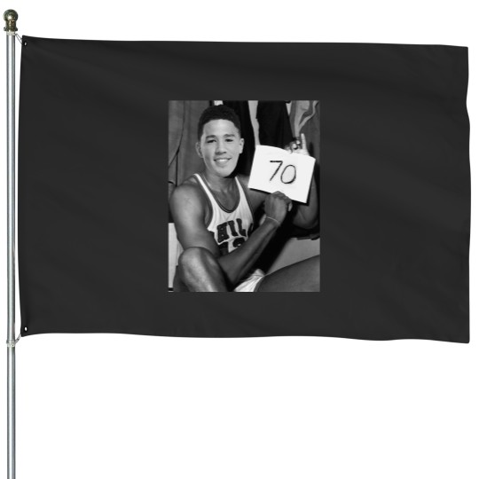 Discover Devin Booker - 70pts vs House Flags