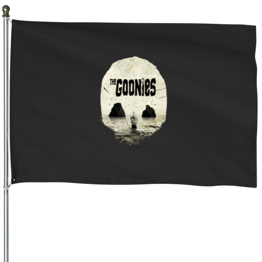 Discover goonies skull House Flags