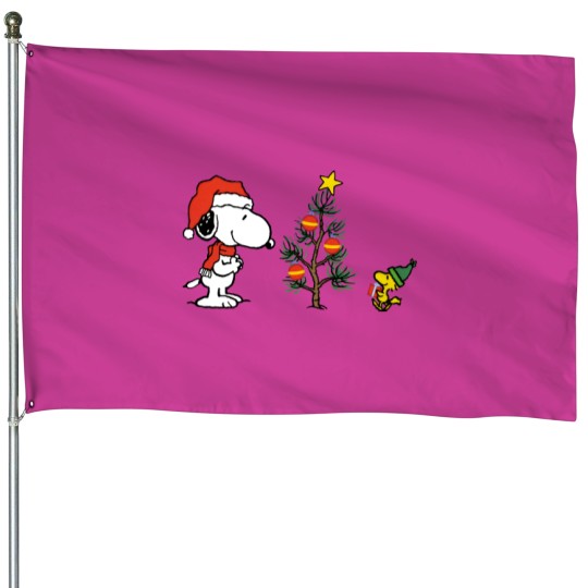 Discover Embroidered Snoopy Winter Dog House Flags