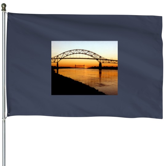 Discover Cape Cod Bourne Bridge House Flags