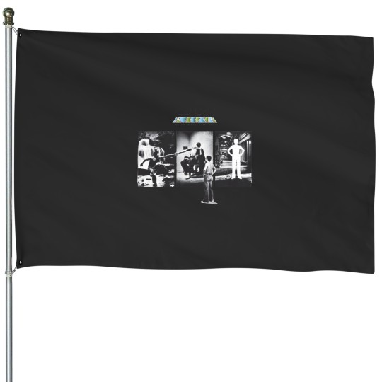 Discover Broadway House Flags