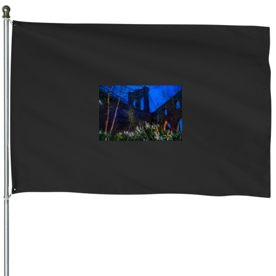 Discover brooklyns Bridge parks House Flags