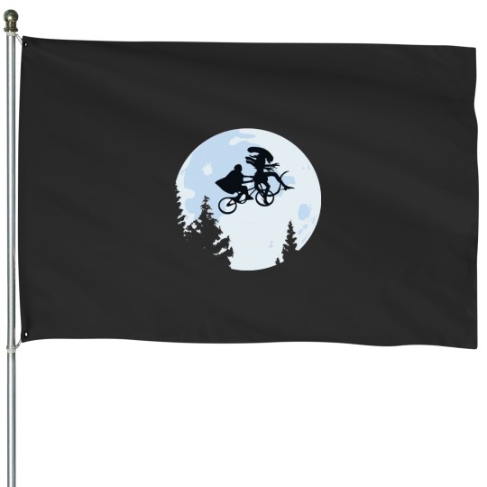 Discover Xenomorphs E -T House Flags