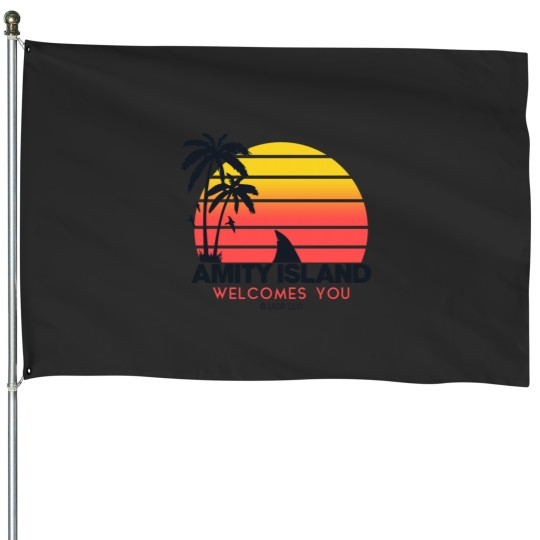 Discover Jaws moviee Amity Island welcomes you. Birthday party gifts. Officially licensed merch. House Flags