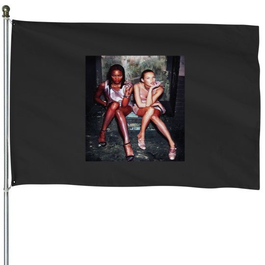 Discover NAOMI CAMPBELL AND KATE MOSS Essential House Flags