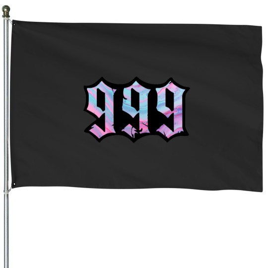 Discover 999 Essential House Flags