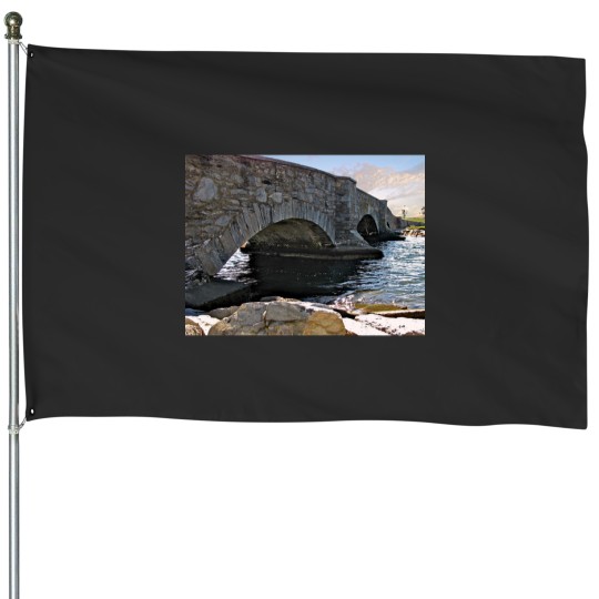 Discover Under the Bridge Long House Flags