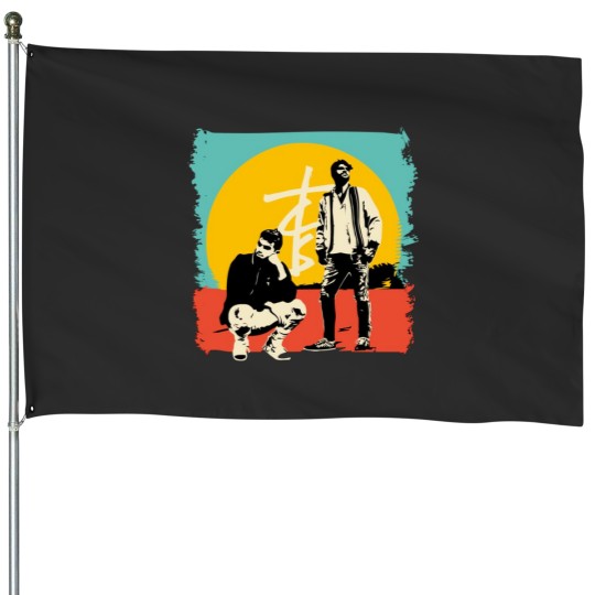 Discover Everybody Hates Me House Flags