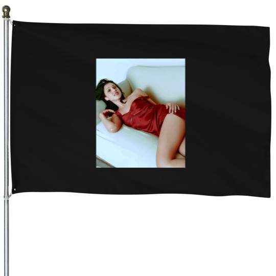 Discover Jessica Alba Hot T-Shirt House Flags
