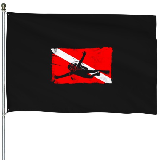 Discover Diver Down Flag Scuba Swimming Underwater Silhouette Distressed Retro Vintage T-Shirt House Flags