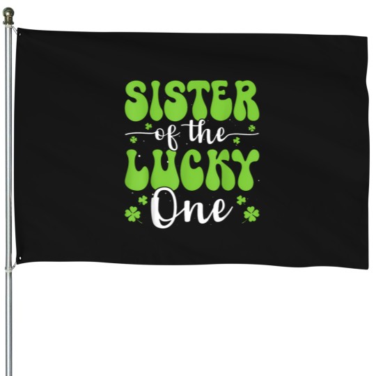 Discover Sister Of The Lucky One First Birthday St Patrick'S Day T-Shirt House Flags