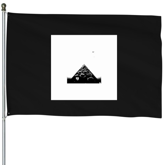 Discover Dunkirk---Copy T-Shirt House Flags