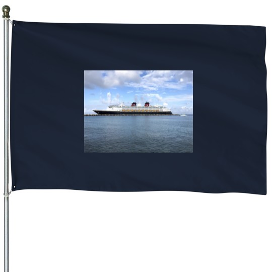 Discover Magic Cruise House Flags