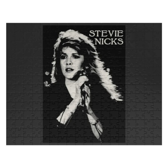 Discover Stevie Silhouette - Stevie Nicks Classic Jigsaw Puzzles
