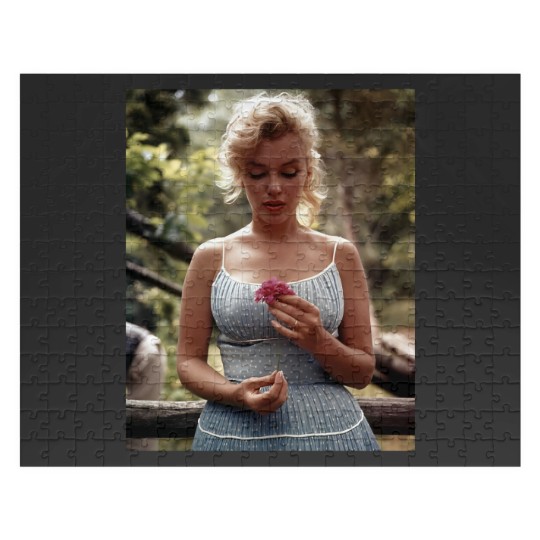 Discover Marilyn Monroe Jigsaw Puzzles
