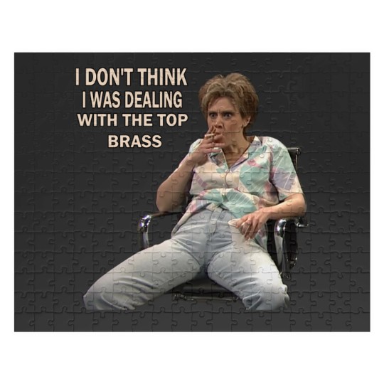 Discover Kate Mckinnon - Dealing with the top brass - Kate Mckinnon - Jigsaw Puzzles
