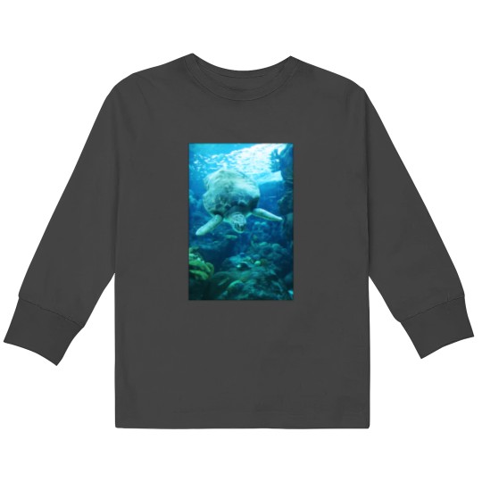 Discover Descending Sea Turtle Sticker 2442 Kids Long Sleeve T-Shirts