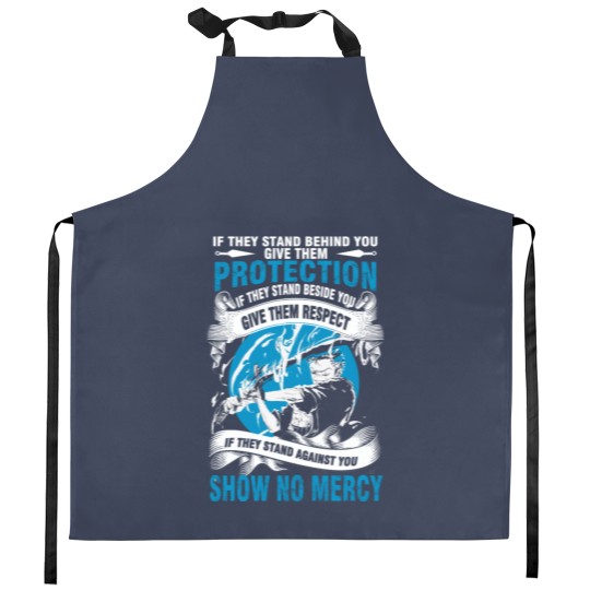 Discover One piece - Protect them if they stand behind yo Kitchen Aprons