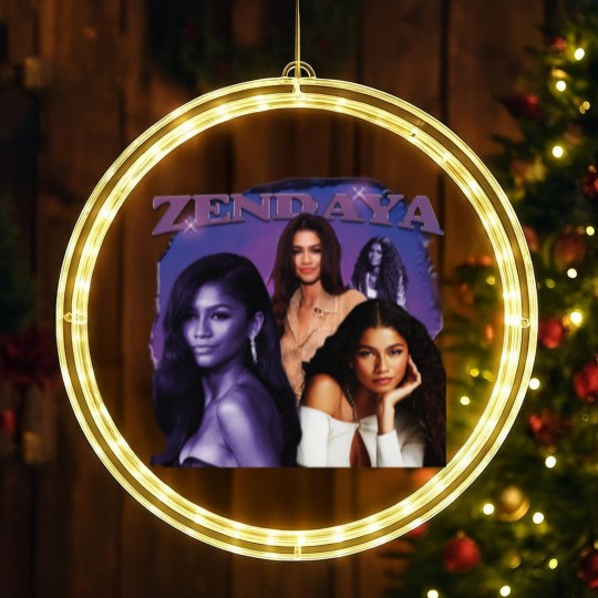 Discover Zendaya Vintage LED Christmas Window Lights