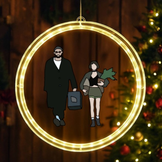Discover Leon: The Professional - The Professional - LED Christmas Window Lights