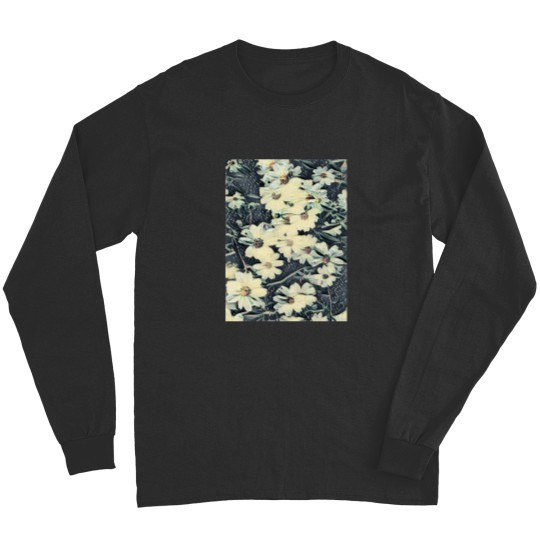 Discover Nostalgic White Flowers Classic Long Sleeves