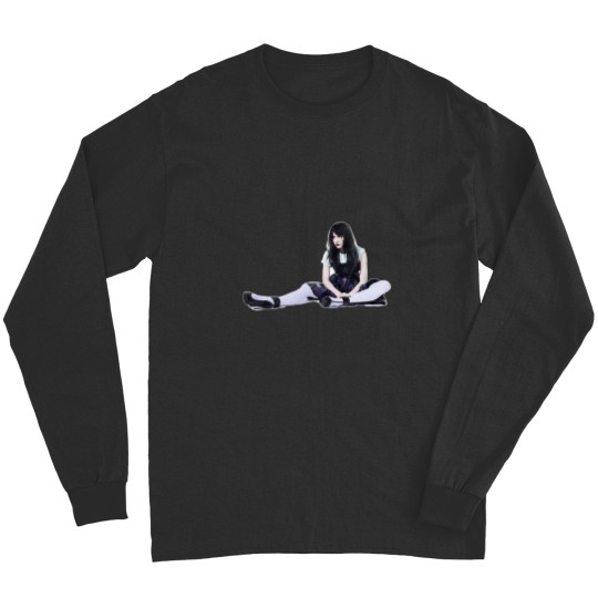Discover Grimes (40) Long Sleeves