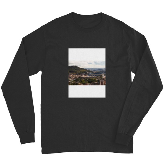 Discover Welcome To Tegucigalpa - 2 © Long Sleeves