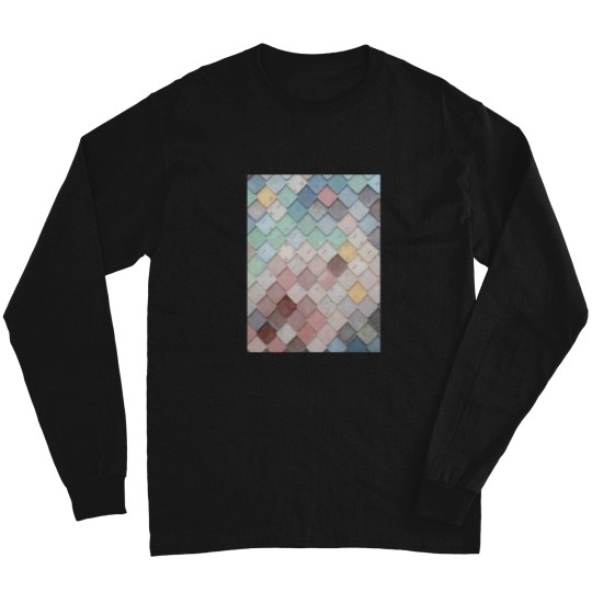 Discover SEA OF PAINTED TILES Graphic Long Sleeves