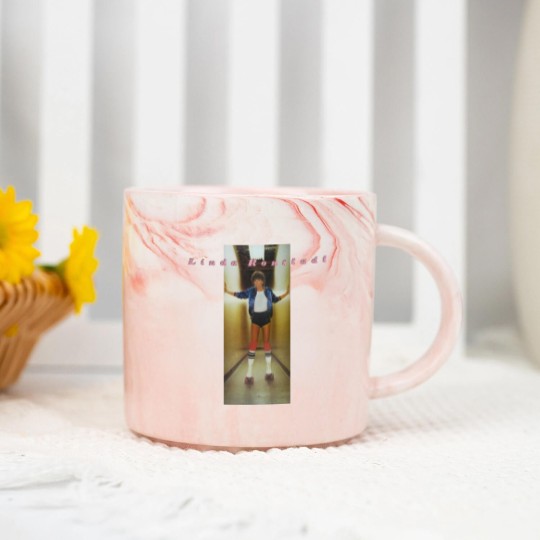 Discover Linda Ronstadt Back in The USA Marble Mugs