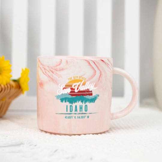 Discover Retro Sun Valley Idaho Vintage Mountains Sun Souve Marble Mugs