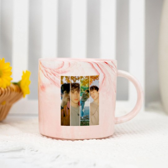 Discover JVKE  -  jvke concert -  jvke show - jvke shorts Active Marble Mugs
