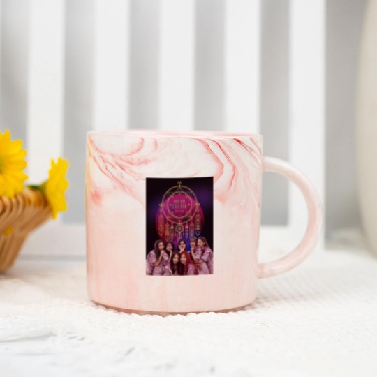 Discover Dreamcatcher kpop girl group Premium Marble Mugs