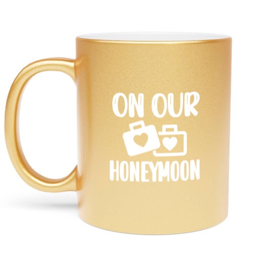 Discover Honeymoon Vacation Wedding Couple Honeymooning Metallic Mugs
