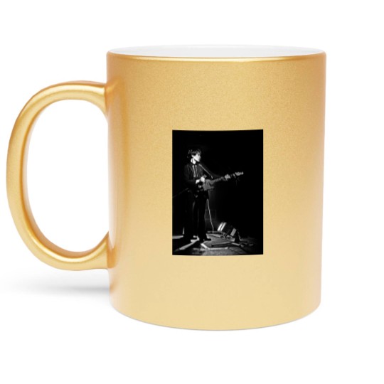 Discover Wilko Johnson / Doctor Feelgood - Dr Feelgood - Metallic Mugs