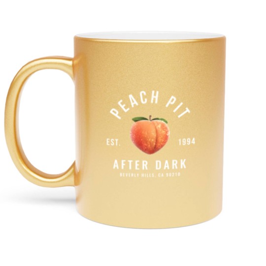 Discover Peach P After Dark - modern vintage logo - Peach P - Metallic Mugs