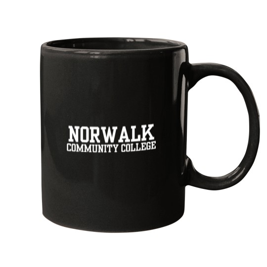 Discover norwalk community college 02 Mugs