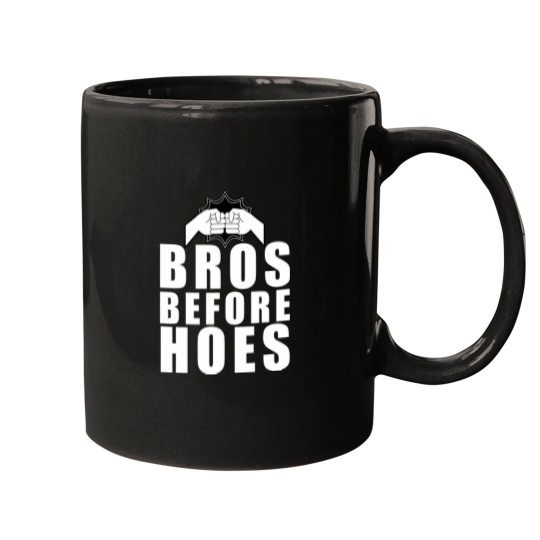 Discover Dynamic 'Bros Before Hoes' Fist Bump Illustration on Black – Solidarity in Style Mugs
