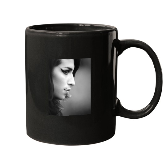 Discover Sexy Amy Mugs
