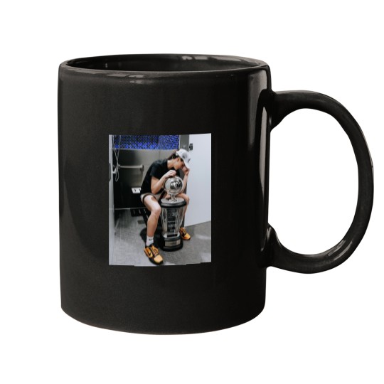 Discover Caitlin Clark Recreates Kobe Bryant Trophy Photo Mugs