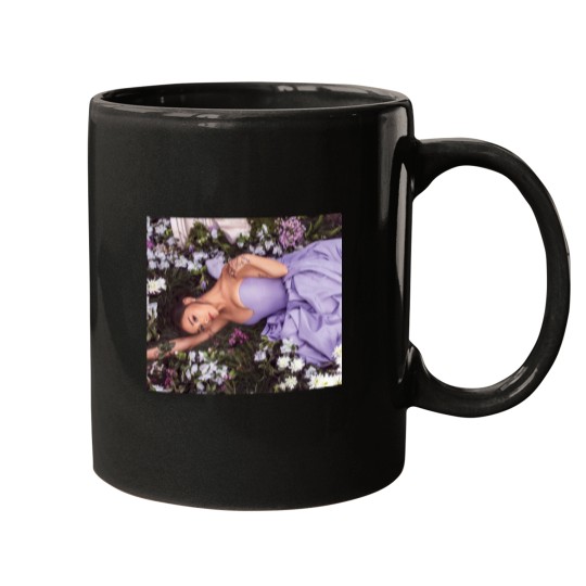 Discover Beauty Sleeping Woman Mugs