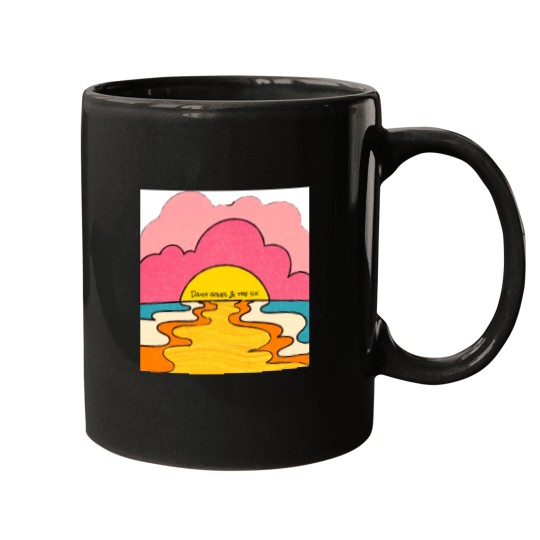 Discover Daisy Jones auroraa Mugs