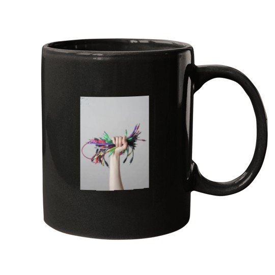 Discover Eurorack cables in a hand Active Mugs