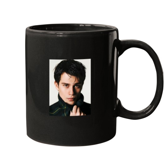 Discover Nicholas Galitzine Mugs