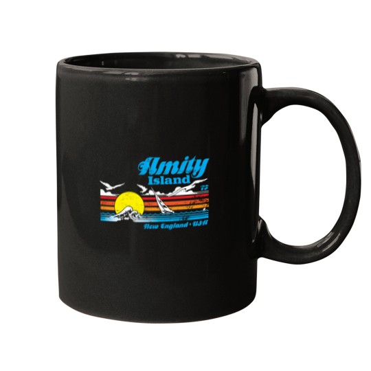 Discover Amity Island Essential Mugs