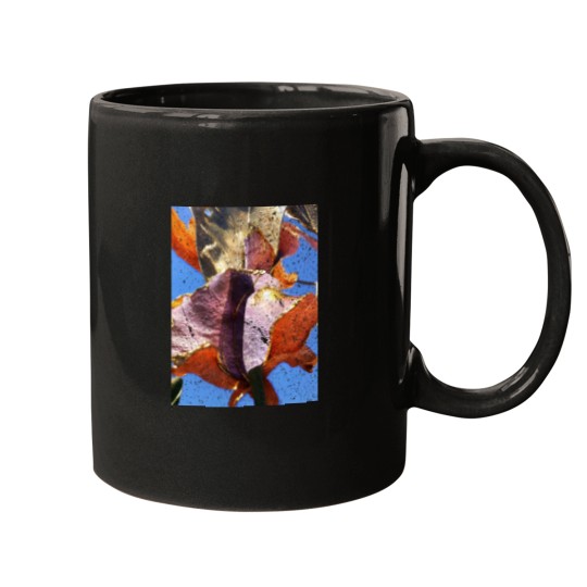 Discover the flowers of gold Graphic Mugs