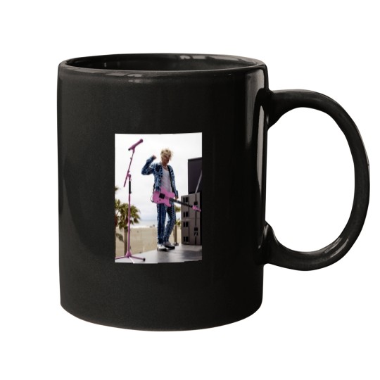 Discover Styles Mugs
